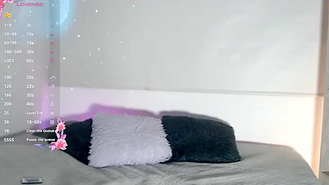 Snapshot of SashaBowei chatting on 06/05/26, 12:26 SashaBowei online show from 06/05/26, 12:26