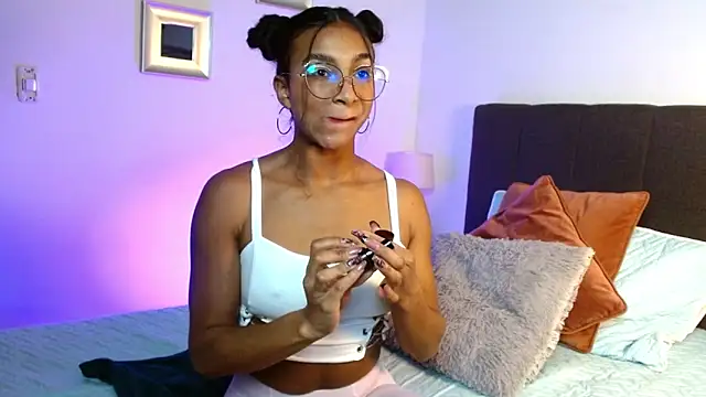 SashaBowei online show from 11/22/25, 01:37