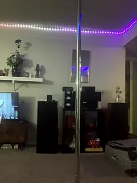 BuzzBunni69 online show from 11/23/25, 10:47