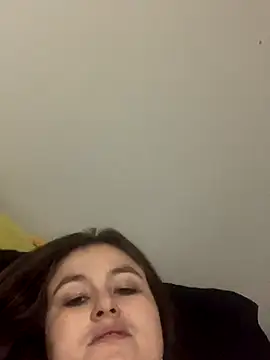 BuzzBunni69 online show from 12/01/25, 06:31