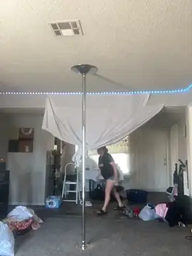 BuzzBunni69 online show from 10/14/25, 04:18