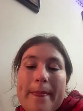 BuzzBunni69 online show from 11/25/25, 09:42