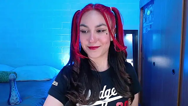 Amy66 online show from 03/25/26, 05:07