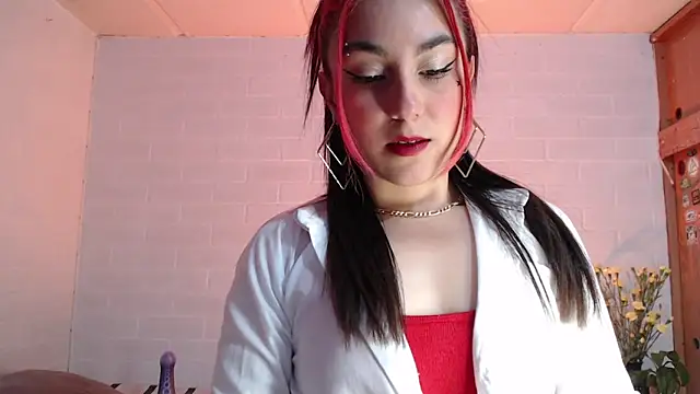 Snapshot of Amy66 chatting on 09/26/25, 11:50 Amy66 online show from 09/26/25, 11:50