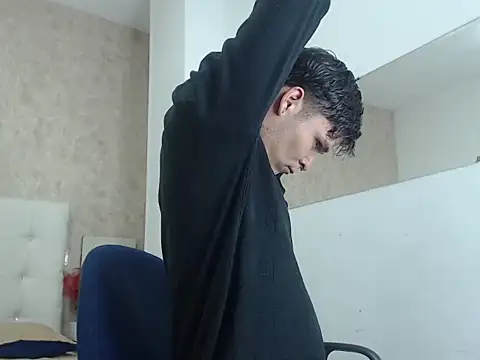 Aaron Foxxx online show from 12/18/25, 08:01