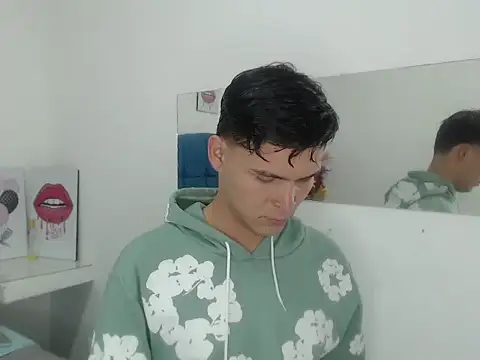 Aaron Foxxx online show from 11/15/25, 09:52