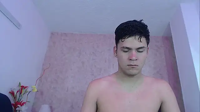 Snapshot of Aaron_Foxxx chatting on 10/06/25, 02:07 Aaron Foxxx online show from 10/06/25, 02:07