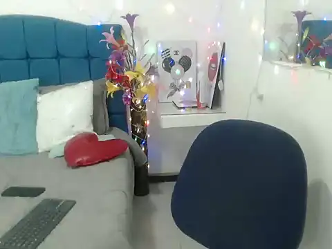 Aaron Foxxx online show from 12/01/25, 07:04