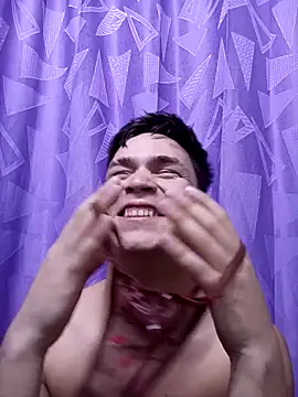 Snapshot of Aaron_Foxxx chatting on 09/28/25, 12:50 Aaron Foxxx online show from 09/28/25, 12:50