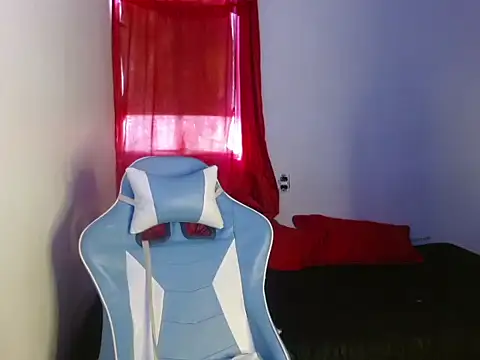 kiyusweetcrazy online show from 10/19/25, 05:59