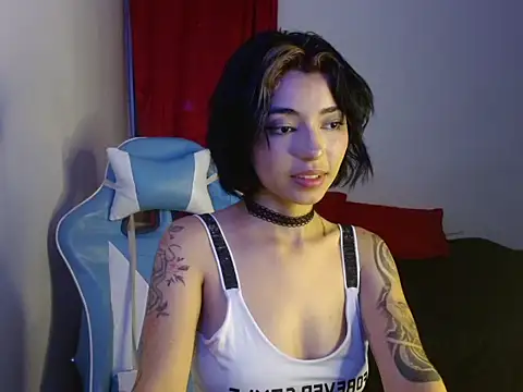 kiyusweetcrazy online show from 10/19/25, 12:46