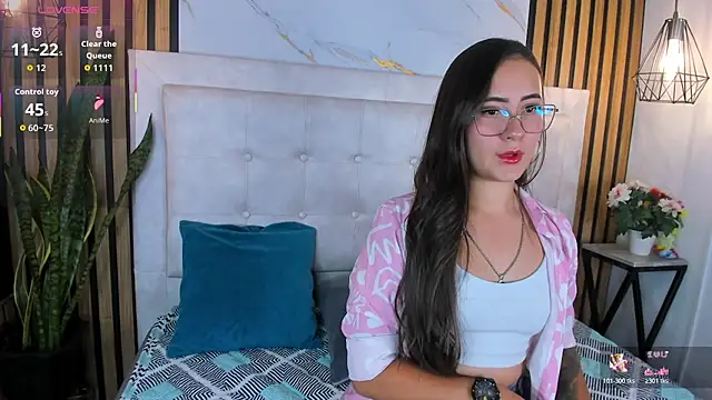 Honey noir online show from 11/11/25, 10:37