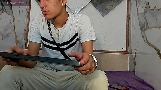 Stiben boy online show from 10/09/25, 07:03