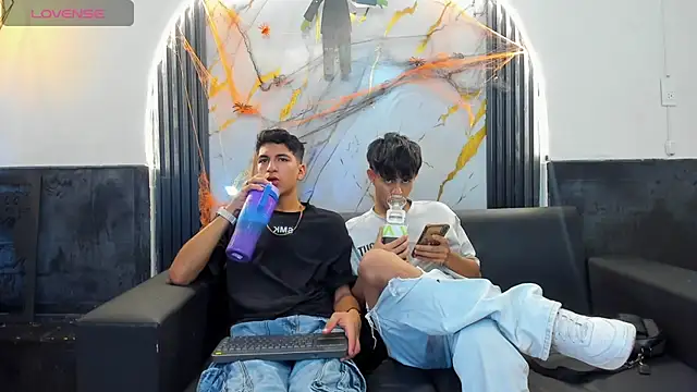 Stiben boy online show from 10/31/25, 07:43