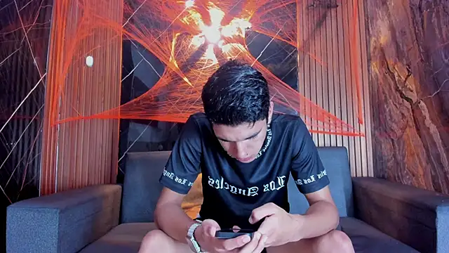 Stiben boy online show from 10/25/25, 02:44