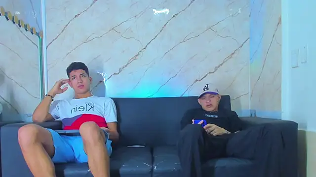 Stiben boy online show from 11/25/25, 03:51