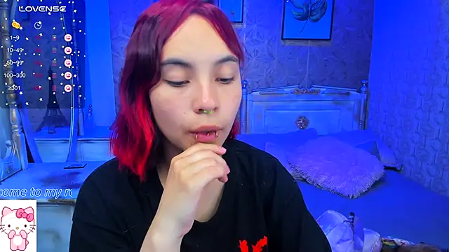 Megane whitte online show from 10/26/25, 03:18