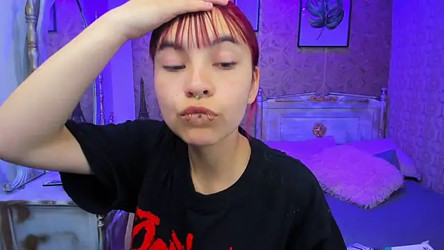 Megane whitte online show from 10/25/25, 02:33