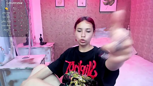 Megane whitte online show from 12/05/25, 07:12