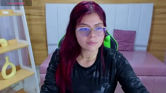 draviana a  online show from 12/04/25, 02:43