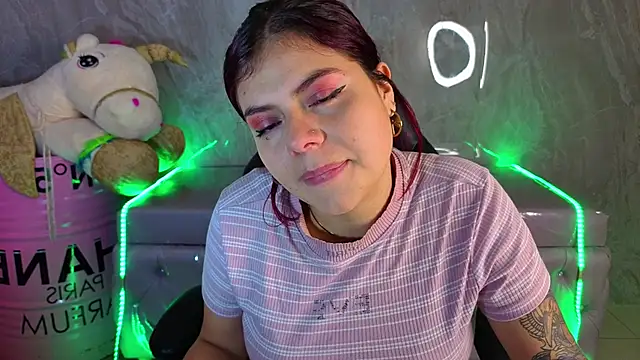 draviana a  online show from 02/11/26, 03:06