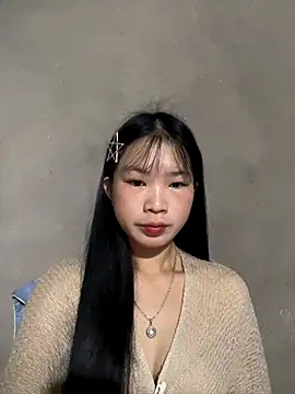 Snapshot of -mayhan11 chatting on 10/12/25, 07:59 -mayhan11 online show from 10/12/25, 07:59