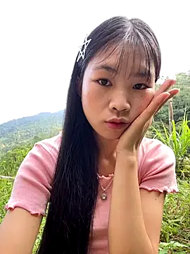 Snapshot of -mayhan11 chatting on 10/10/25, 08:15 -mayhan11 online show from 10/10/25, 08:15