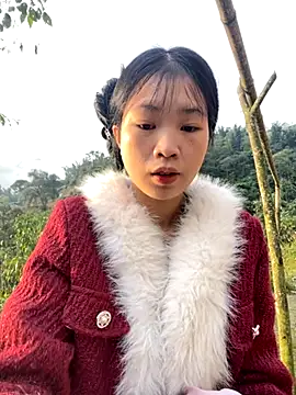 Snapshot of -mayhan11 chatting on 10/26/25, 11:38 -mayhan11 online show from 10/26/25, 11:38