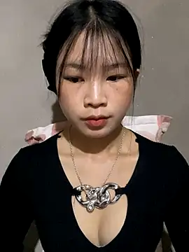 Snapshot of -mayhan11 chatting on 10/01/25, 04:06 -mayhan11 online show from 10/01/25, 04:06