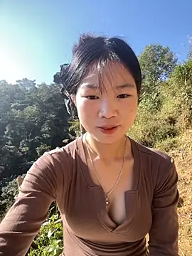 Snapshot of -mayhan11 chatting on 11/26/25, 02:22 -mayhan11 online show from 11/26/25, 02:22