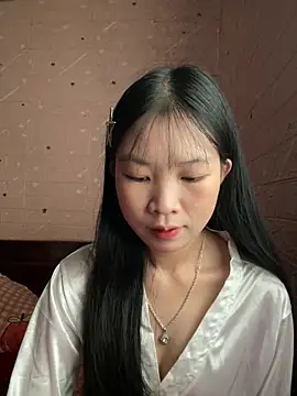 Snapshot of -mayhan11 chatting on 10/11/25, 03:51 -mayhan11 online show from 10/11/25, 03:51