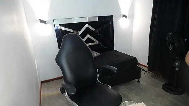 MarianaRojas  online show from 03/14/26, 11:33