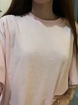 Quynhbabysexy online show from 06/30/26, 06:57