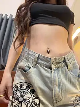 Quynhbabysexy online show from 05/30/26, 07:04