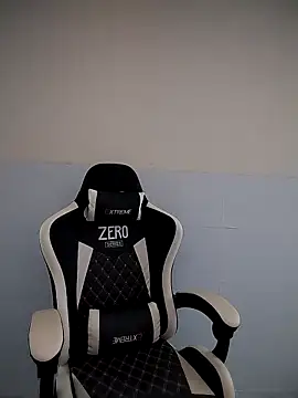 Quynhbabysexy online show from 03/06/26, 08:09