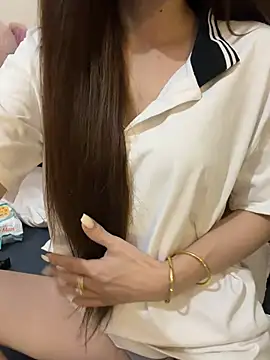 Quynhbabysexy online show from 05/15/26, 07:17