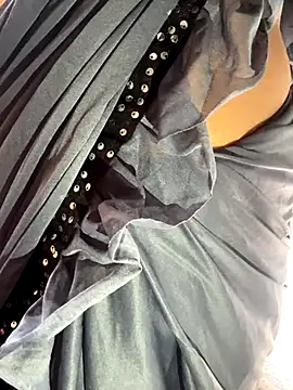 Lisa afreen online show from 12/23/25, 06:23