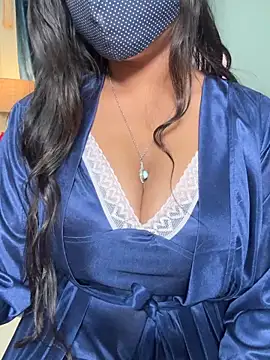 Lisa afreen online show from 05/10/26, 04:20