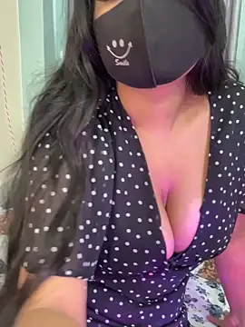 Lisa afreen online show from 10/26/25, 05:52