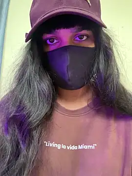 Lisa afreen online show from 10/04/25, 09:44