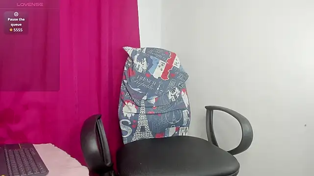 parysmoore online show from 11/14/25, 12:25