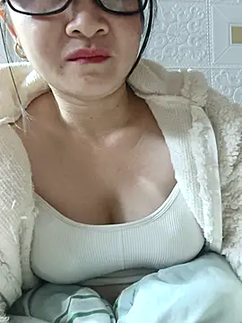 Paul-paul11 online show from 12/18/25, 12:16