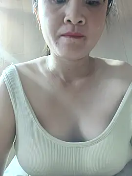 Paul-paul11 online show from 10/28/25, 11:14