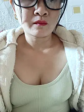 Paul-paul11 online show from 12/21/25, 01:30