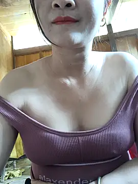 Paul-paul11 online show from 10/25/25, 03:49