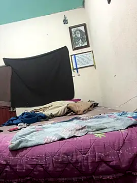 Sk3m veryhot online show from 12/14/25, 03:24