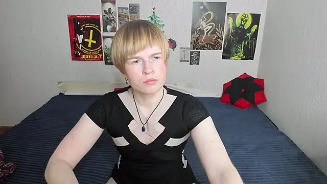 Cattie w  online show from 04/08/26, 01:07