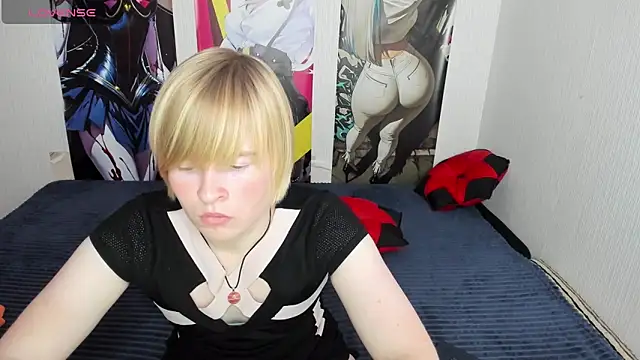 Cattie w  online show from 10/18/25, 01:18