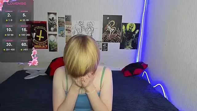 Cattie w  online show from 12/18/25, 01:11