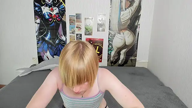 Snapshot of Cattie_w_ chatting on 07/15/26, 01:12 Cattie w online show from 07/15/26, 01:12